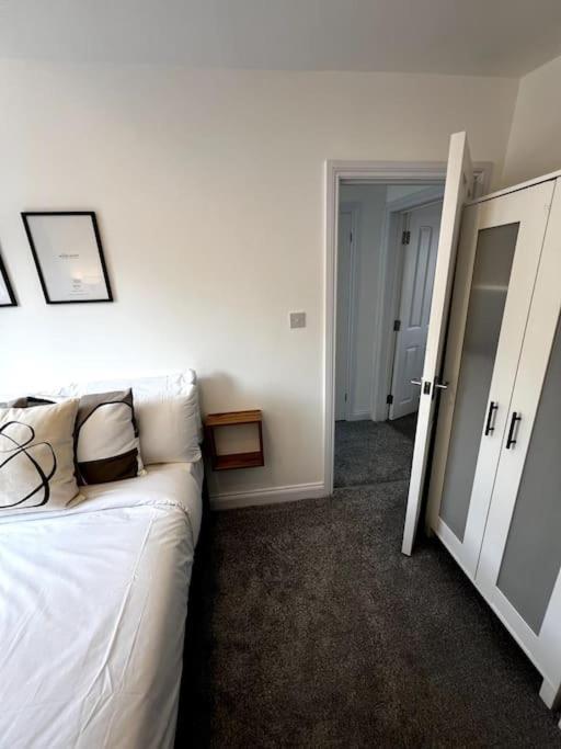 Central Chic 3 Bed, Great Location Γουίντσεστερ Εξωτερικό φωτογραφία