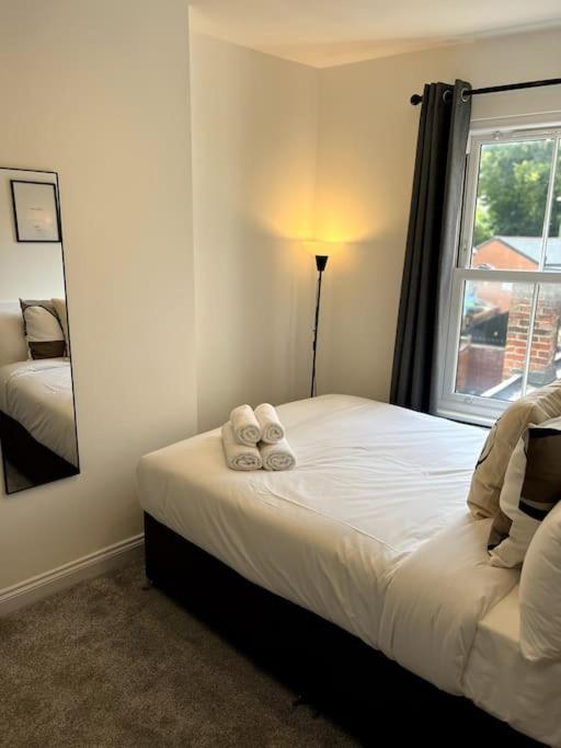 Central Chic 3 Bed, Great Location Γουίντσεστερ Εξωτερικό φωτογραφία