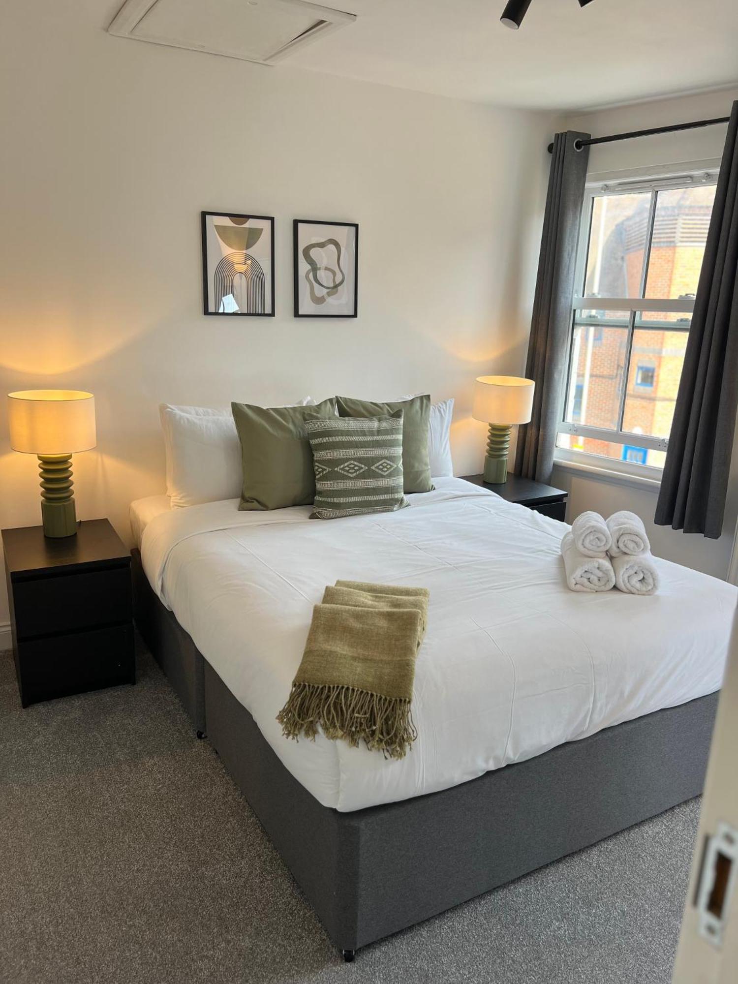 Central Chic 3 Bed, Great Location Γουίντσεστερ Εξωτερικό φωτογραφία